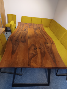Tisch massiv N - Ecker Möbel Eferding
